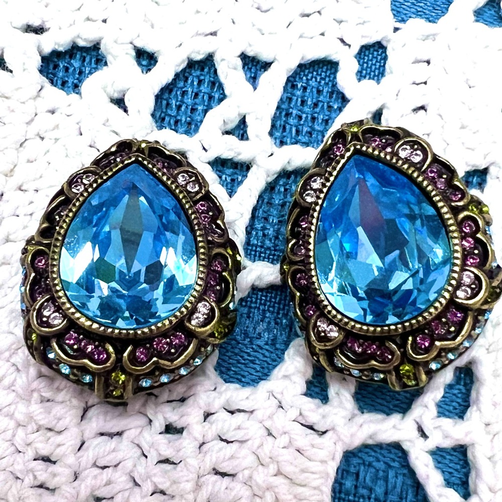 Heidi Daus Vintage teardrop blue Swarovski crystals clip earrings